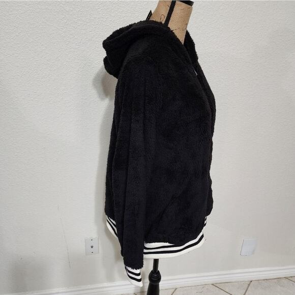 TORRID Black White Varsity Vegan FUR BOMBER JACKET plus‎ size 2 2X new!! - Picture 5 of 11